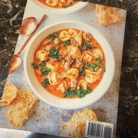 INSTANT Pot Beginner Cookbook - Picture 2 of 2